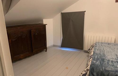Saint-Cere Apartment | Elegant Triplex in Central St Céré with Free WiFi