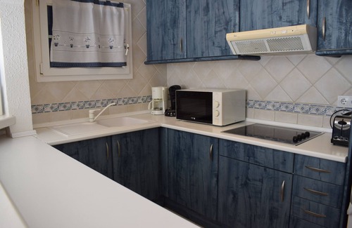 Empuriabrava Villa | Tranquil Villa with Private Pool and Spa Retreat