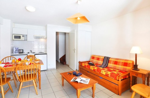 Peyragudes Condo | Magnificent Lake View Apartment with Pool Access