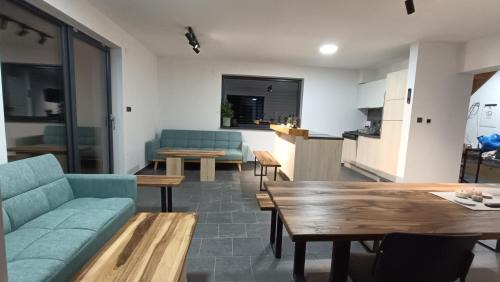 Zemplinske Hamre Apartment | Discover Modern Comfort at SuperChata sk by Sninský Kameň