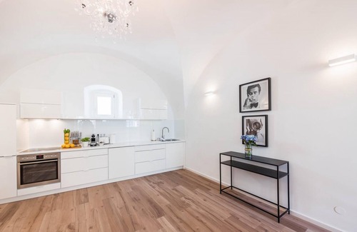 Krems an der Donau Apartment | Superior apartment with outdoor area and parking in the old town of Krems