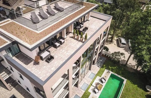 Sand in Taufers Apartment | Elegant Apartment with Mountain View, Spa & Pool Access