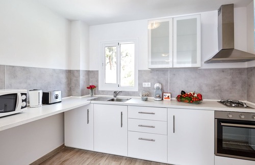 Cala Apartment | Premium Benidorm Apartment, Steps from the Beach