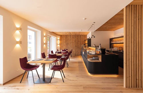 Sciaves Apartment | Inviting Apartment with Spa and Sauna in the South Tyrol