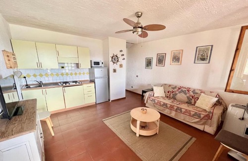 Cugnana Verde Apartment | Relaxing Retreat with Pool in Cugnana Verde Residence