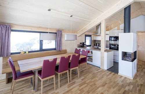 Pichl-Preunegg House | Cozy Superior Chalet #12 with Sauna & Whirlpool Retreat