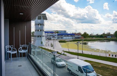 Eforie Nord Apartment | Superior Double Room with Jacuzzi & Lake View