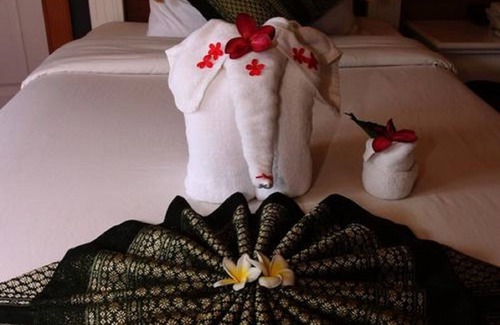 Ko Chang Resort | Serene Double Room at Mae Nam Beach with Pool & Breakfast
