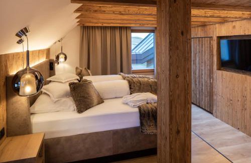 Ischgl Hotel | Relaxing Stays at Superior Hotel Post Ischgl with Spa & Pool