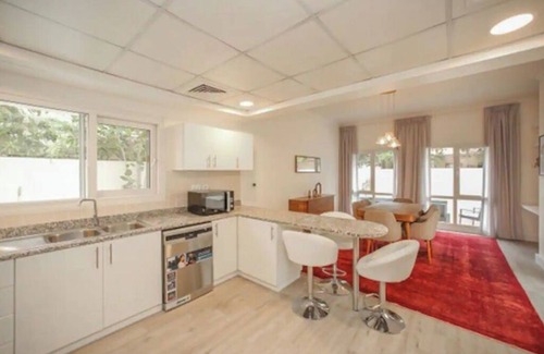 Dubai Marina Villa | Elegant Renovated Villa with Prime Location & Family Amenities