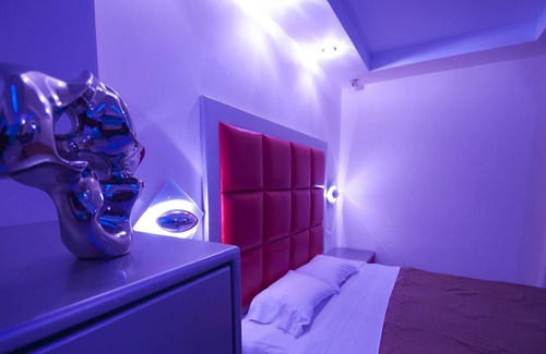 Rhodes Hotel | Cozy Oceanfront Suite at Hotel Parthenon Rhodes Awaits