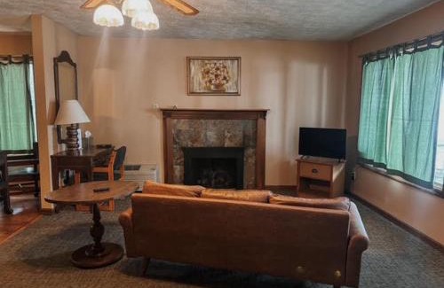 Golconda Apartment | Superior Suite with Kitchenette