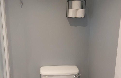 East Harling Bed & Breakfast | Secluded Superking Room at The Nags Head - Rated 9.8/10