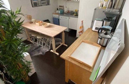 Rotebuhl Apartment | Beautiful 220 sqm Studio in Stuttgart West with Ocean View