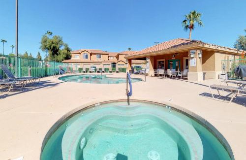 Superstition Lakes Apartment | Discover Superstition Springs: Family-Friendly Pool Oasis