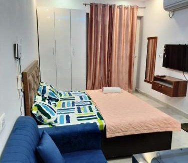 Noida Apartment | Family-Friendly Stay at Supertech NorthEye with Great Reviews