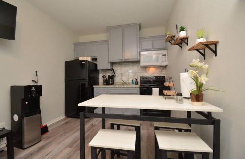 Greater East End Apartment | Budget-Friendly Suite #3 at East End Revitalized