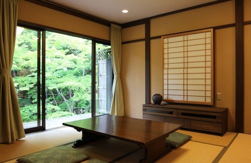Takayama House | Explore Sukiya House Shouhakuen with Garden in Takayama