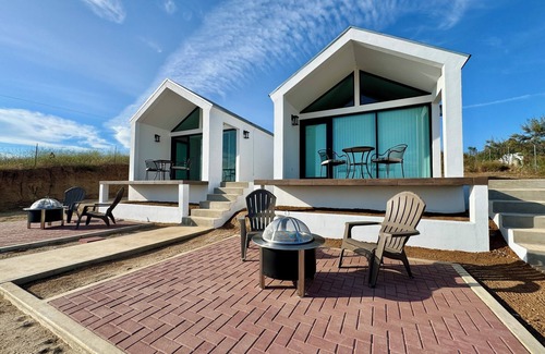 San Antonio de las Minas Cabin | Top Rated Sur del Valle: Relax with Spa & Breakfast
