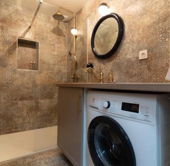 Lapeyrouse-Fossat Apartment | Inviting Retreat in Village Center - Family-Friendly Comfort