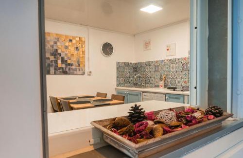 Salazie Apartment | Discover Hibiscus: Family-Friendly Retreat with Pool & Hot Tub