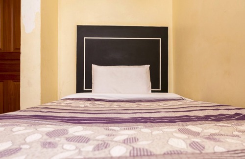 Bondo Hotel | Discover Sura View Hotel Bondo: Family-Friendly Retreat