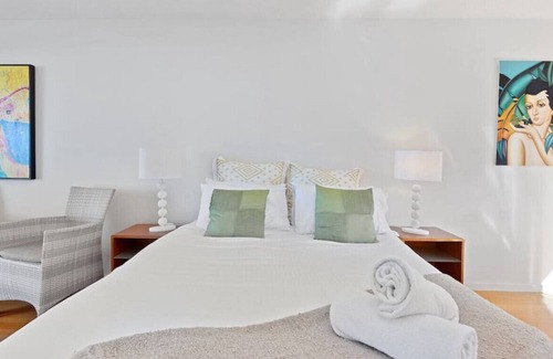 Sugarloaf Apartment | Suraya - Amazing Views & Wi-Fi