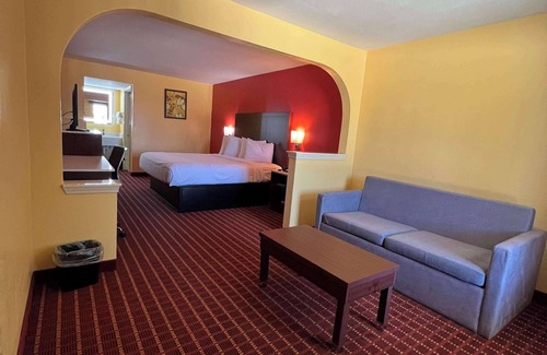 Gulfport Hotel | Budget-Friendly Stay at SureStay by Best Western Gulfport