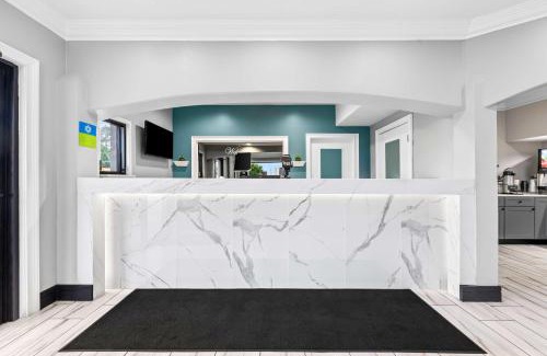 Huntsville Hotel | Budget-Friendly Stay at SureStay by Best Western Huntsville