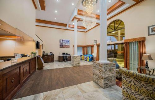 Mount Pleasant Hotel | Pet-Friendly Getaway at SureStay Hotel in Mt Pleasant