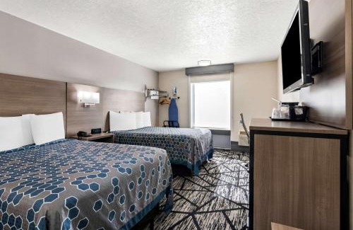Duncan Hotel | Family-Friendly Stay at SureStay Hotel by Best Western Duncan