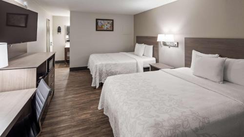 Findlay Hotel | Family-Friendly Stay at SureStay Hotel by Best Western