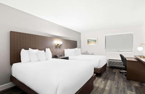 Groves Hotel | Comfortable Stay at SureStay Hotel by Best Western Groves