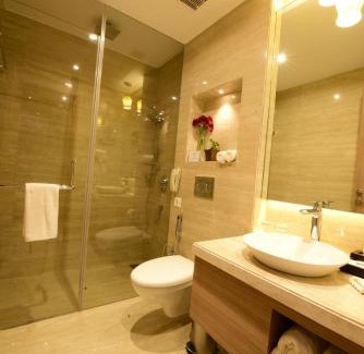 Ranjit Avenue Hotel | Comfortable Stay at SureStay Plus Hotel Amritsar