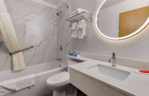Brooks Hotel | Guest Rated 9.2: SureStay Plus by Best Western Brooks