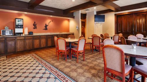 Lawton Hotel | Pet-Friendly Stay at SureStay Plus by Best Western Lawton