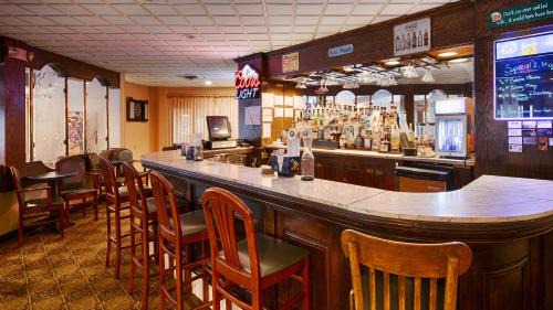 Lawton Hotel | Pet-Friendly Stay at SureStay Plus by Best Western Lawton