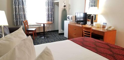 South Lethbridge Hotel | Pet-Friendly Getaway at SureStay Plus Hotel in Lethbridge