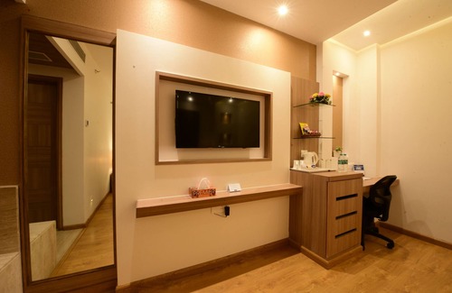 Ranjit Avenue Hotel | Convenient Stay at SureStay Plus Hotel Amritsar