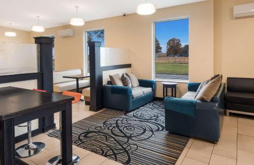 Jasper Hotel | Top-Rated SureStay Plus Hotel with Pool & Pet-Friendly Perks