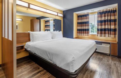 Keyser Hotel | Discover SureStay Plus Hotel: Pet-Friendly Comfort Awaits