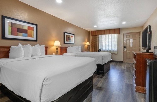 Poteau Hotel | Family-Friendly Stay at SureStay Plus Hotel by Best Western