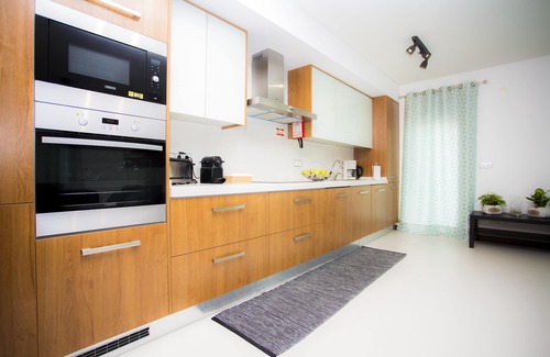 Peniche Apartment | Experience Surf And Stones: Pet-Friendly Oceanview Retreat