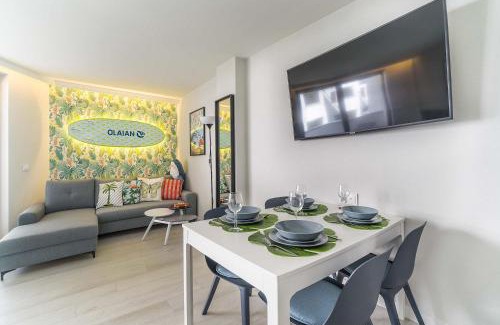 Cetniewo House | Oceanfront Surf Apart with Private Pool & High Ratings