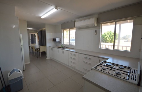 Kalbarri House | Pet-Friendly Surf Caster in Kalbarri - Rated 8.8/10