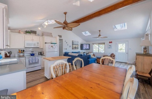 North Beach House | Beachside Bliss: Surf City Home with Pool & Ocean Views