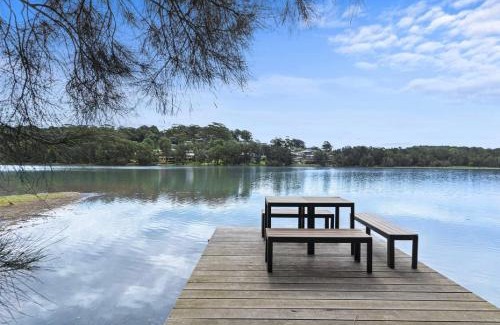Avoca Beach House | Beachfront Surf Lodge Avoca: Family-Friendly Comfort Awaits