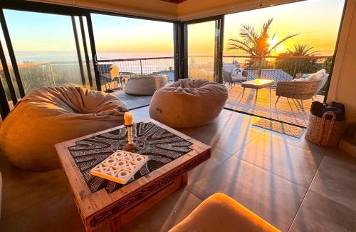 Wavecrest House | Cozy Surf Point Holiday Home with Oceanfront Views