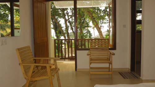 Matara House | Oceanfront Retreat at Surf Range with Private Beach Access