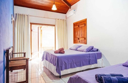 Itacare House | Discover Surf RED House: Pet-Friendly Retreat with Spa